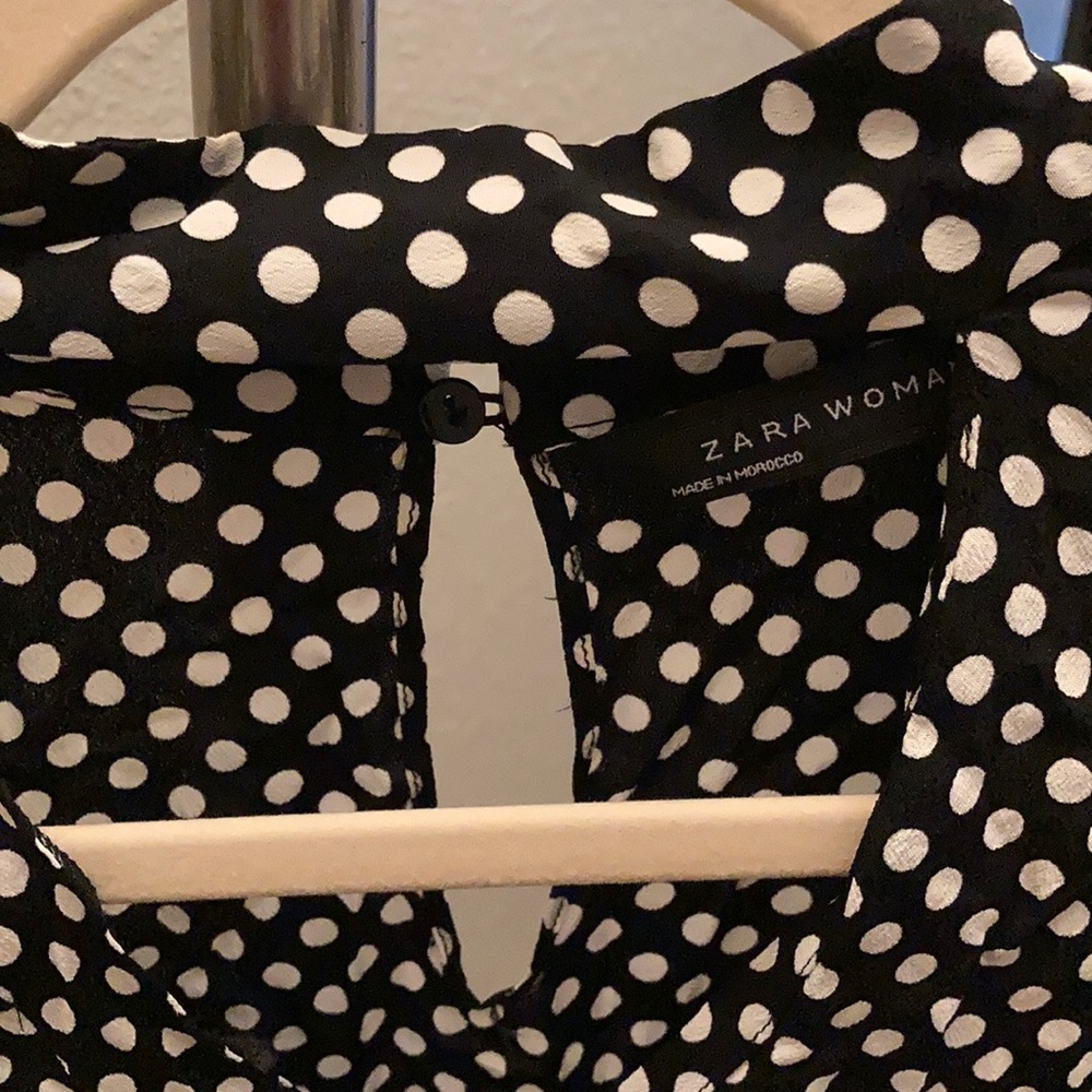 Cute blouse - Picture 2 of 2